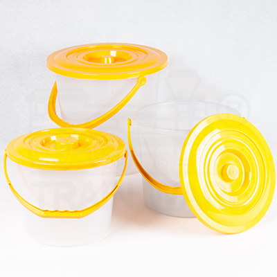 Wholesaler factory for 6L, 7L and 15L clear and yellow plastic buckets with lids and handles with custom logo screen printing service in Thailand